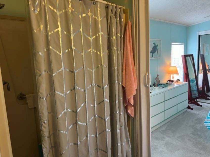 1056 Eagle Drive a Winter Haven, FL Mobile or Manufactured Home for Sale